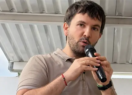 Anuncia Sánchez Zumaya que deja carrera por la gubernatura de SLP Anuncia Sánchez Zumaya que deja carrera por la gubernatura de SLP