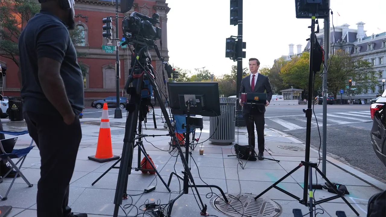 Casa Blanca levanta veto a reporteros CNN tras fallo judicial
