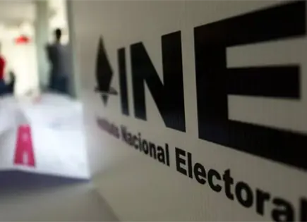 INE aprueba cambio a imagen institucional gris en sesión de septiembre INE aprueba cambio a imagen institucional gris en sesión de septiembre