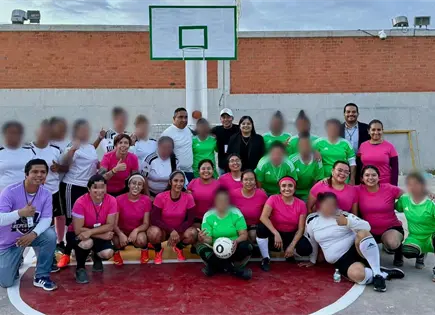 Reporteras FC: Un encuentro detr&aacute;s de los muros 