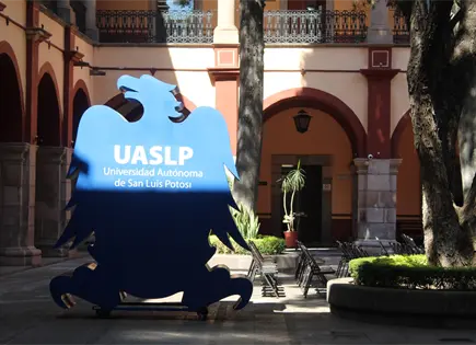 Hasta 120 amparos por gratuidad golpean finanzas de la UASLP Hasta 120 amparos por gratuidad golpean finanzas de la UASLP