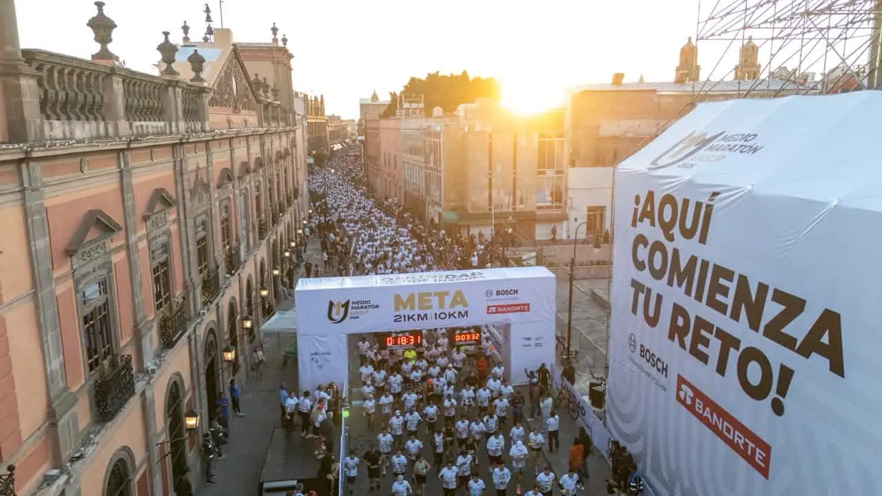 Medio Maratón UASLP congrega a miles en San Luis Potosí