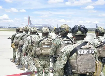 Sedena despliega 100 elementos de fuerzas especiales en Mazatlán Sedena despliega 100 elementos de fuerzas especiales en Mazatlán