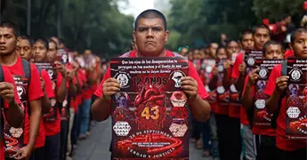 Sheinbaum aclara que investigaci&oacute;n por Ayotzinapa sigue abierta