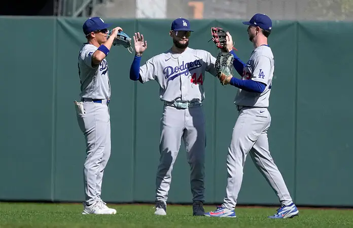 Cierran los Dodgers con 100 triunfos