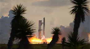 La nave Starship ameriza con &eacute;xito despu&eacute;s de primer viaje orbital