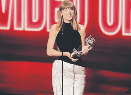 Taylor Swift se reanima en los MTV