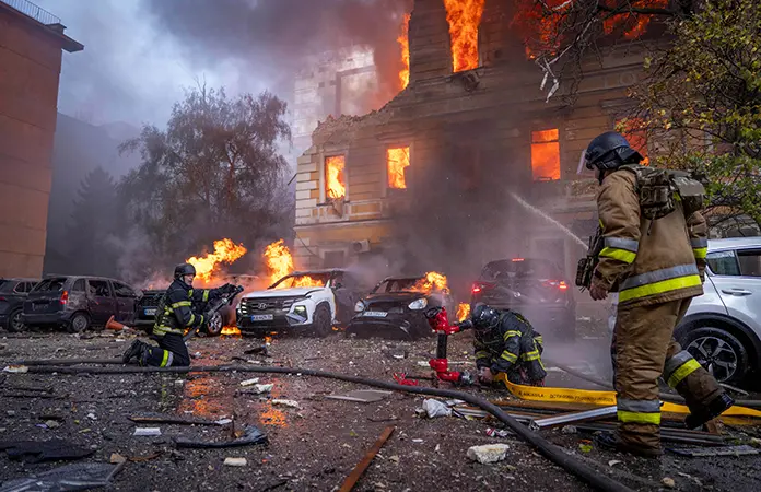 Bombardeo ruso mata a 7 en Kiev