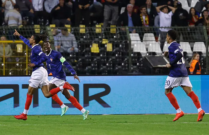 Con golazo de Olise Francia vence a Bélgica