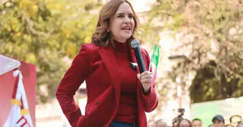 Morena vuelve a apostar por Clara Luz tras esc&aacute;ndalo con l&iacute;der de secta