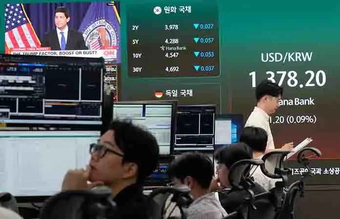 Peso se desploma frente al dólar
