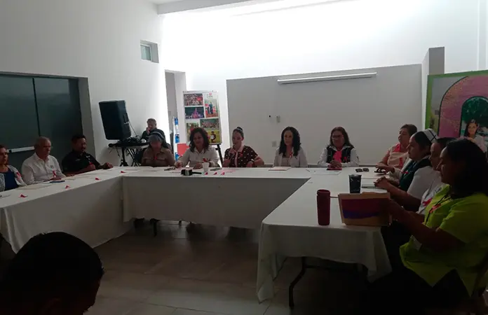 Presentan programa Luz Roja en la UBR