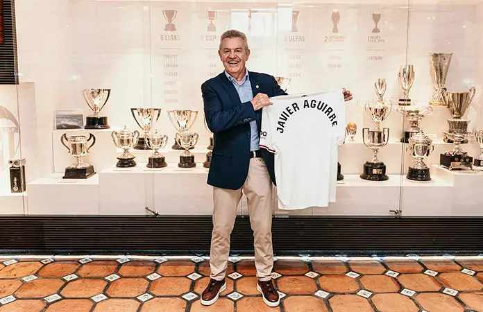 Rechazó Aguirre ofertas para dirigir al Valencia