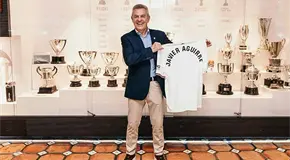 Rechazó Aguirre ofertas para dirigir al Valencia