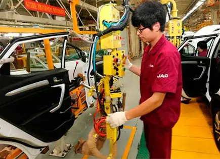 Automotrices de China ya podrán ingresar a EU Automotrices de China ya podrán ingresar a EU