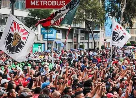 Bloquea SME hotel en Reforma por presencia de Felipe Calderón Bloquea SME hotel en Reforma por presencia de Felipe Calderón