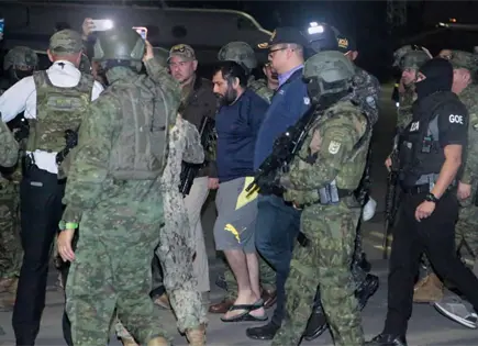 Colombia entrega a esposa e hija de Fito a autoridades ecuatorianas Colombia entrega a esposa e hija de Fito a autoridades ecuatorianas