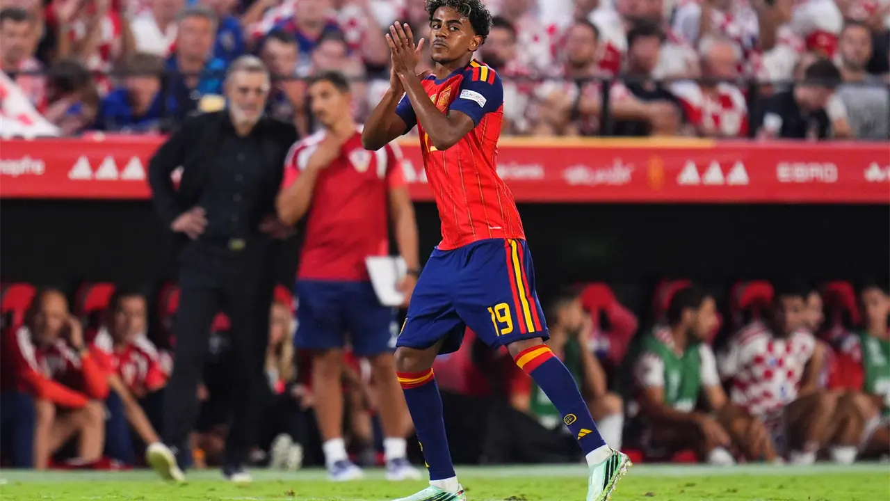 España vence 4-1 a Croacia en Sevilla y celebra su segunda estrella