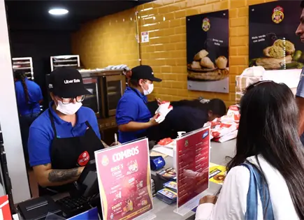 Pastes Kiko´s continúa creciendo en San Luis Potosí con nuevas sucursales y la llegada de Lotus Cafetería Pastes Kiko´s continúa creciendo en San Luis Potosí con nuevas sucursales y la llegada de Lotus Cafetería