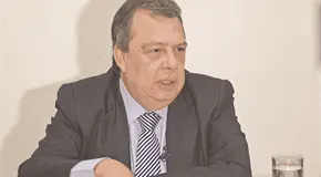 Ángel Aguirre tramita amparo por incomunicación en Altiplano