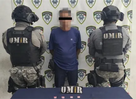 Detienen a hombre con coca&iacute;na en Los Huaracheros