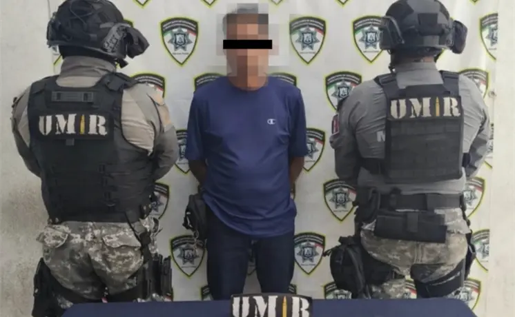 Detienen a hombre con coca&iacute;na en Los Huaracheros