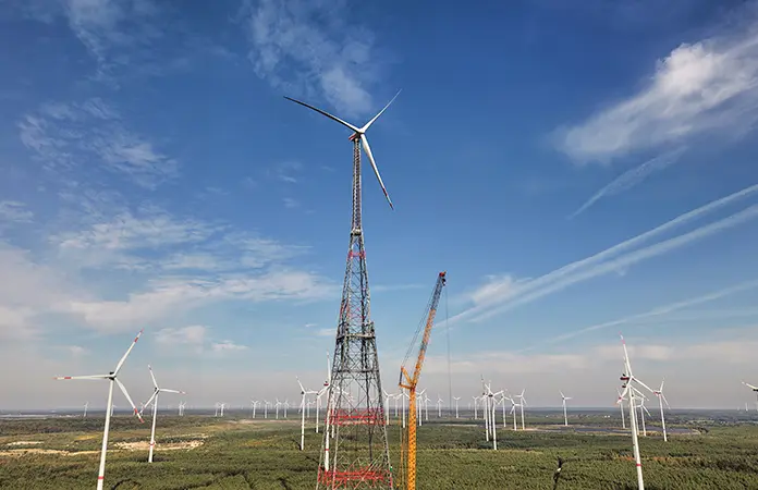 Alemania construye enorme turbina eólica