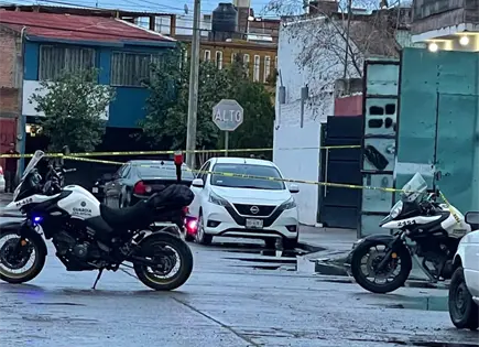 Balean a una persona en taller de la Industrial Mexicana
