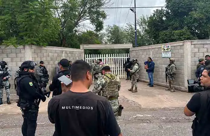 Dos hermanos causan terror en secundaria