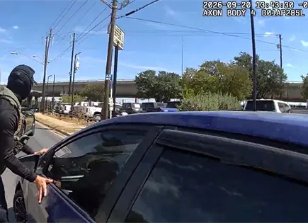 ICE restringe persecuciones vehiculares tras incidentes con agentes ICE restringe persecuciones vehiculares tras incidentes con agentes