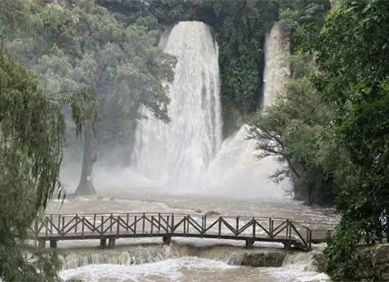 Restringen actividades acu&aacute;ticas en parajes de la Huasteca por lluvias