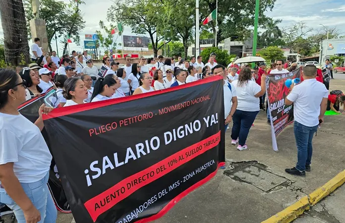 Sindicalizados del IMSS demandan mejor salario