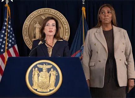 Gobernadora de NY: denunciante de violación en Cornell fue “defraudada” por la policía y el fiscal Gobernadora de NY: denunciante de violación en Cornell fue “defraudada” por la policía y el fiscal