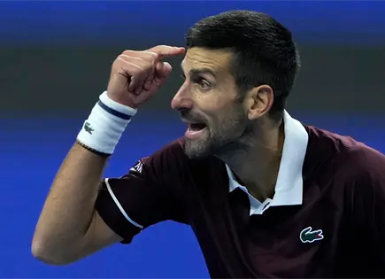 Novak Djokovic remonta y avanza en Abierto de China pese a molestias Novak Djokovic remonta y avanza en Abierto de China pese a molestias