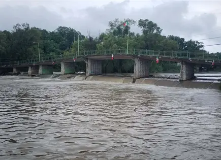 Río Valles crece 84 cm en 24 horas: Conagua reporta aumento Río Valles crece 84 cm en 24 horas: Conagua reporta aumento