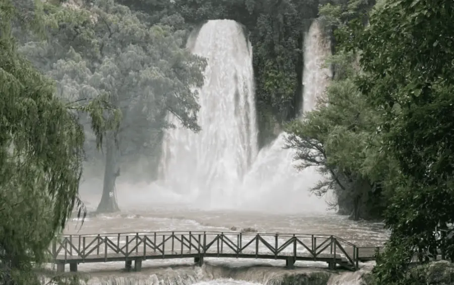 Suspenden actividades en cinco parajes de la Huasteca