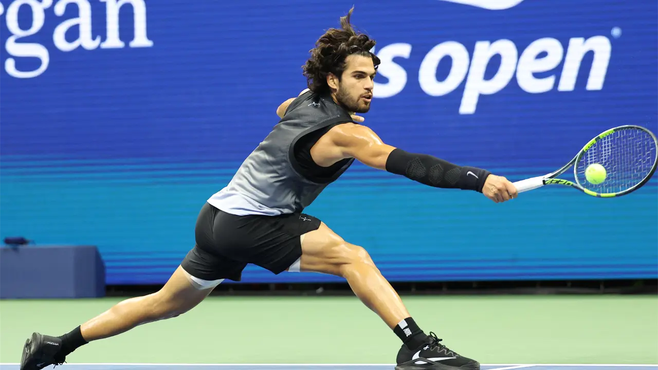 Carlos Alcaraz gana en segunda ronda del Abierto de Japón