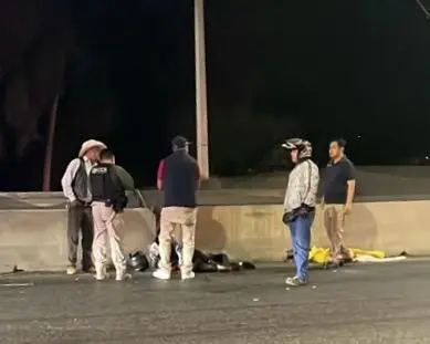 Motociclista resulta lesionado tras derrape en Periférico Norte