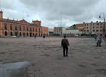 Descartan daños en Plaza de los Fundadores tras informe Descartan daños en Plaza de los Fundadores tras informe