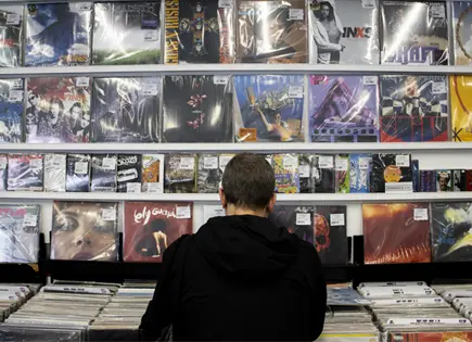 El vinilo resurge en México y desafía al streaming gracias a la coleccionismo juvenil El vinilo resurge en México y desafía al streaming gracias a la coleccionismo juvenil