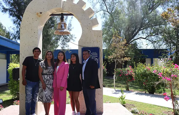 Inauguran campanario de titulación en el Tec