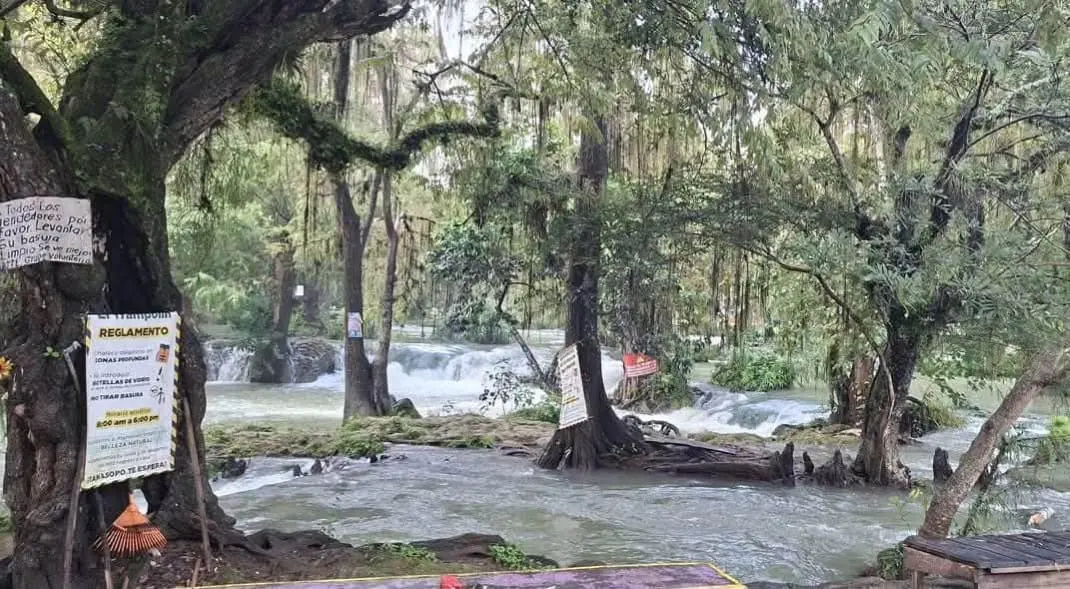 Mantienen cerrados siete parajes de la Huasteca Mantienen cerrados siete parajes de la Huasteca
