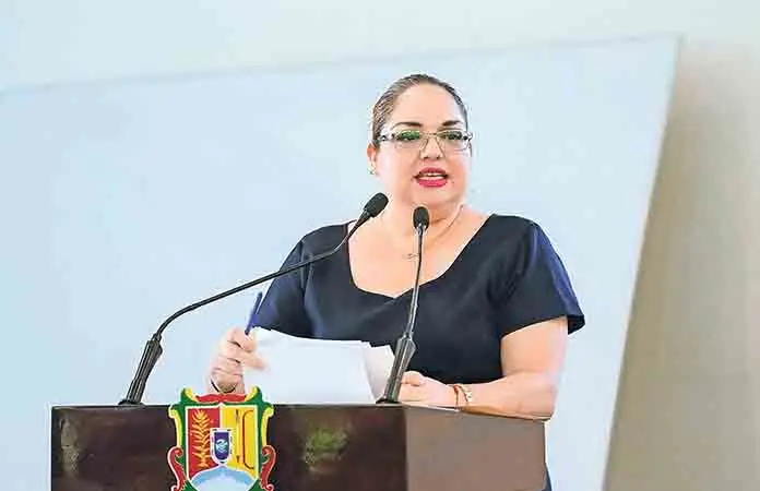 Cae avioneta usada por gobernador