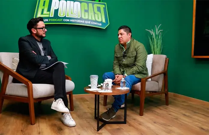 Entrevista | El gobernador amaga con hacer campa&ntilde;a