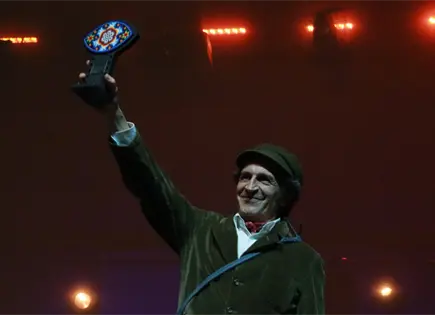 Gim&eacute;nez Cacho recibe Premio Peyote en Festival de Cine UASLP