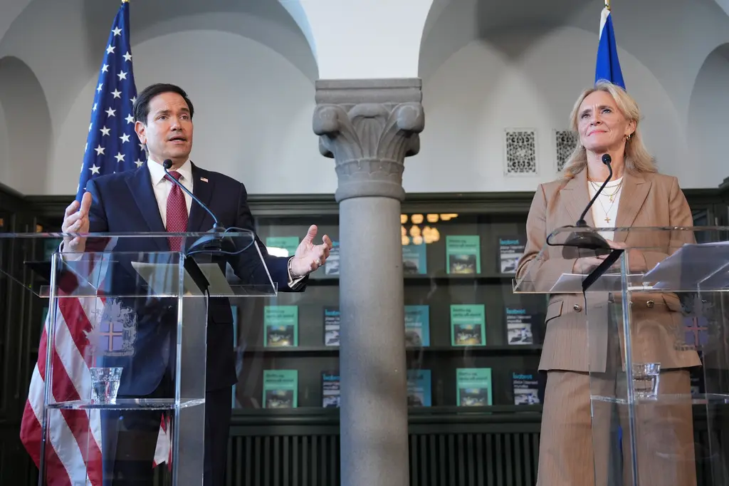Marco Rubio calma temores en Islandia tras mensajes de Trump