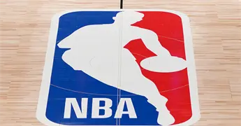 NBA prueba bal&oacute;n inteligente en partidos de exhibici&oacute;n