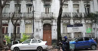 Recortan gastos por costo de vivienda