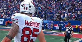 Suspende la NFL a &aacute;rbitro por insultar a jugador