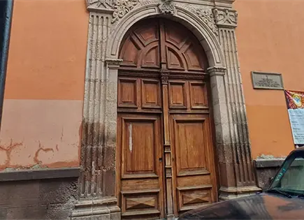 Preparan "cochinito" para reparación del Templo del Espíritu Santo Preparan "cochinito" para reparación del Templo del Espíritu Santo